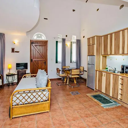 Ferienhaus Renthousetinos 2 *