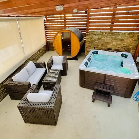 Ferienhaus Renthousetinos 2 *
