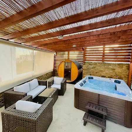 Renthousetinos 2 Tínos